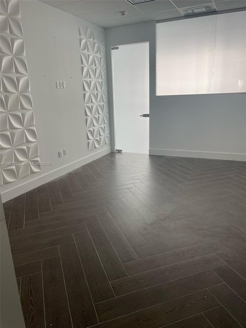 175 SW 7th St 2102 Miami FL 33130