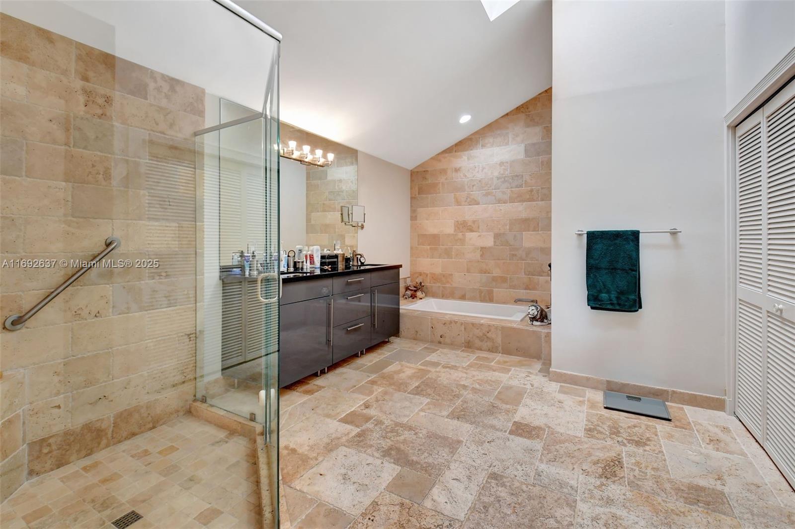 STONEBRIDGE - Residential