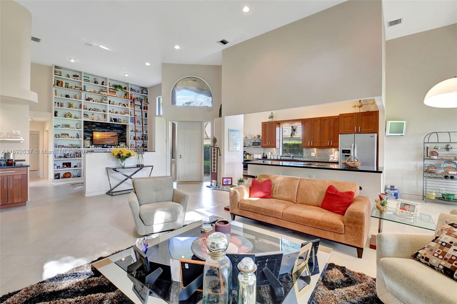 STONEBRIDGE - Residential