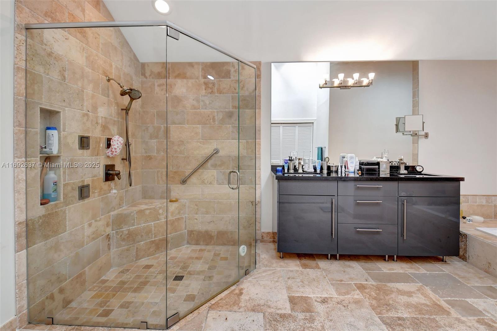 STONEBRIDGE - Residential