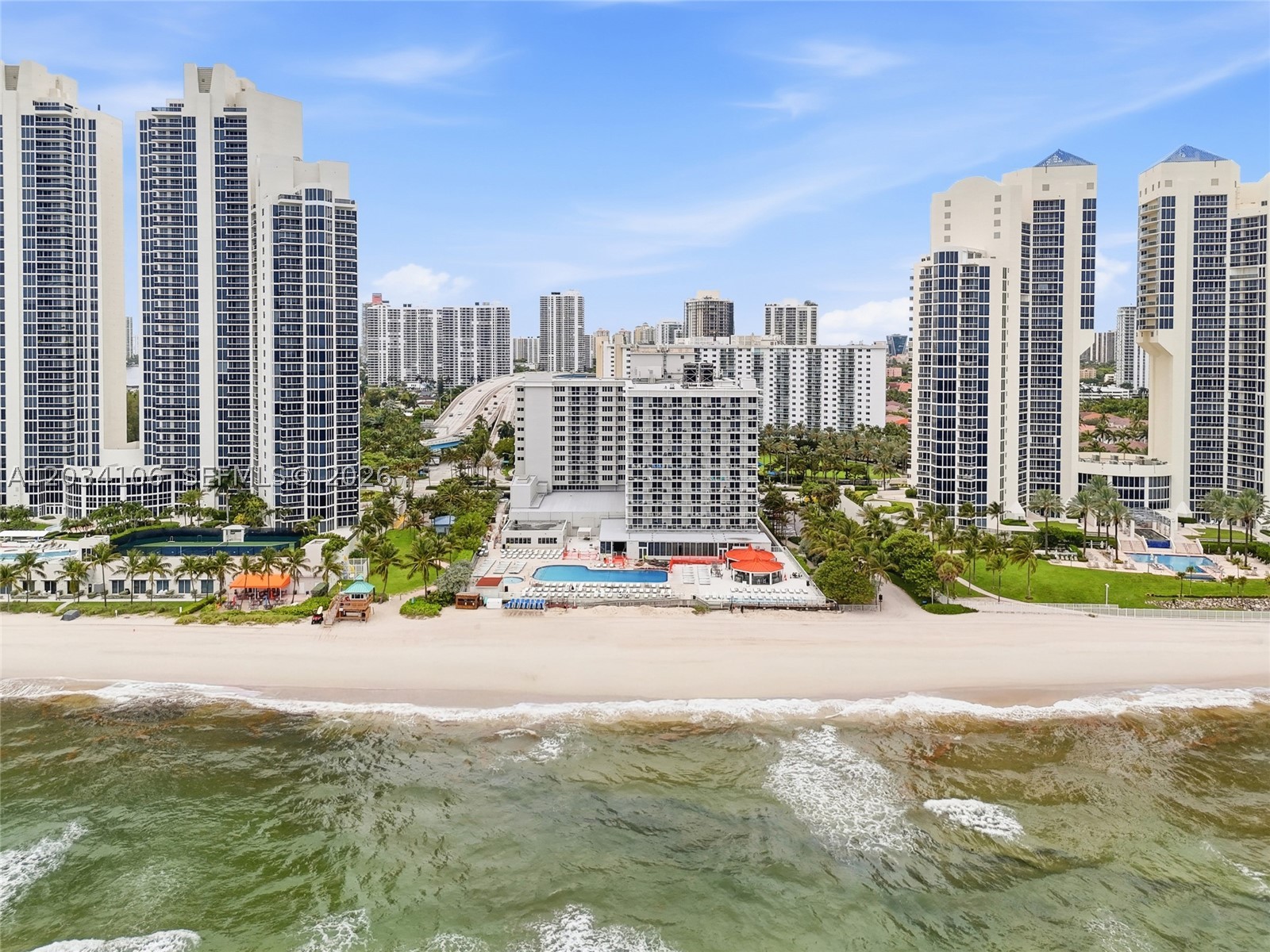 19201 Collins Ave 341