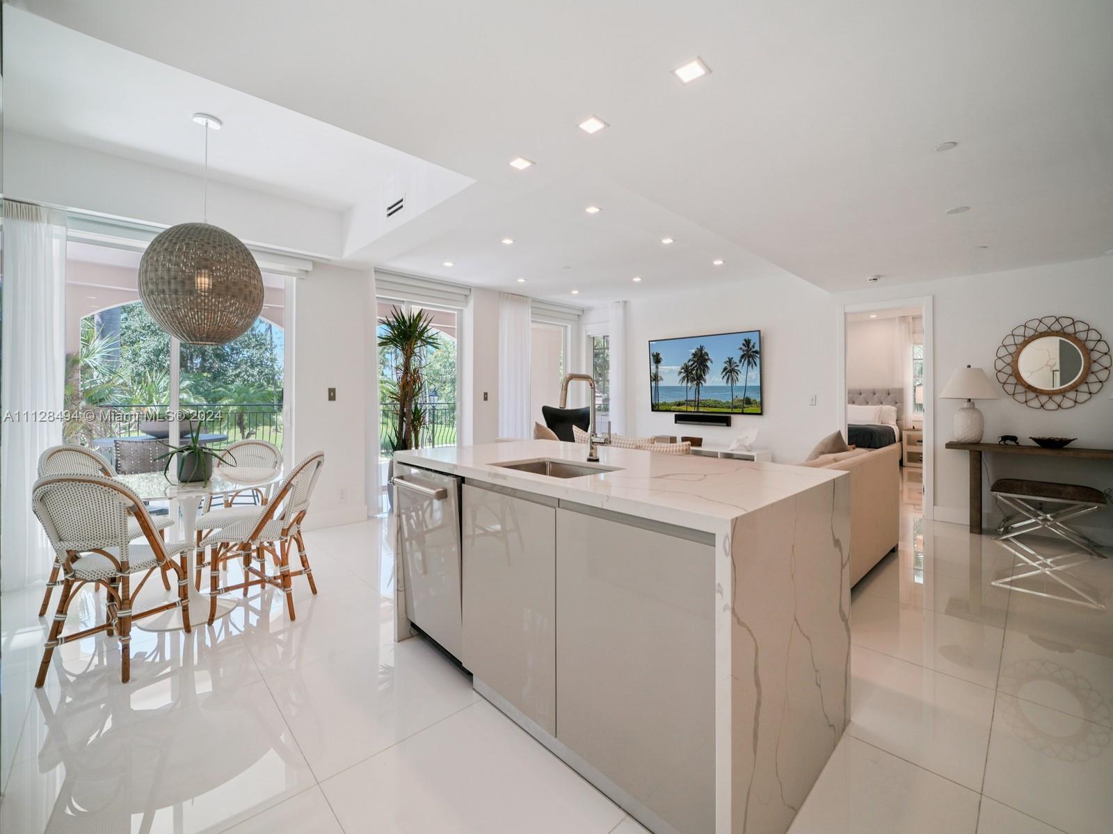 SEASIDE CONDO - Residential Lease