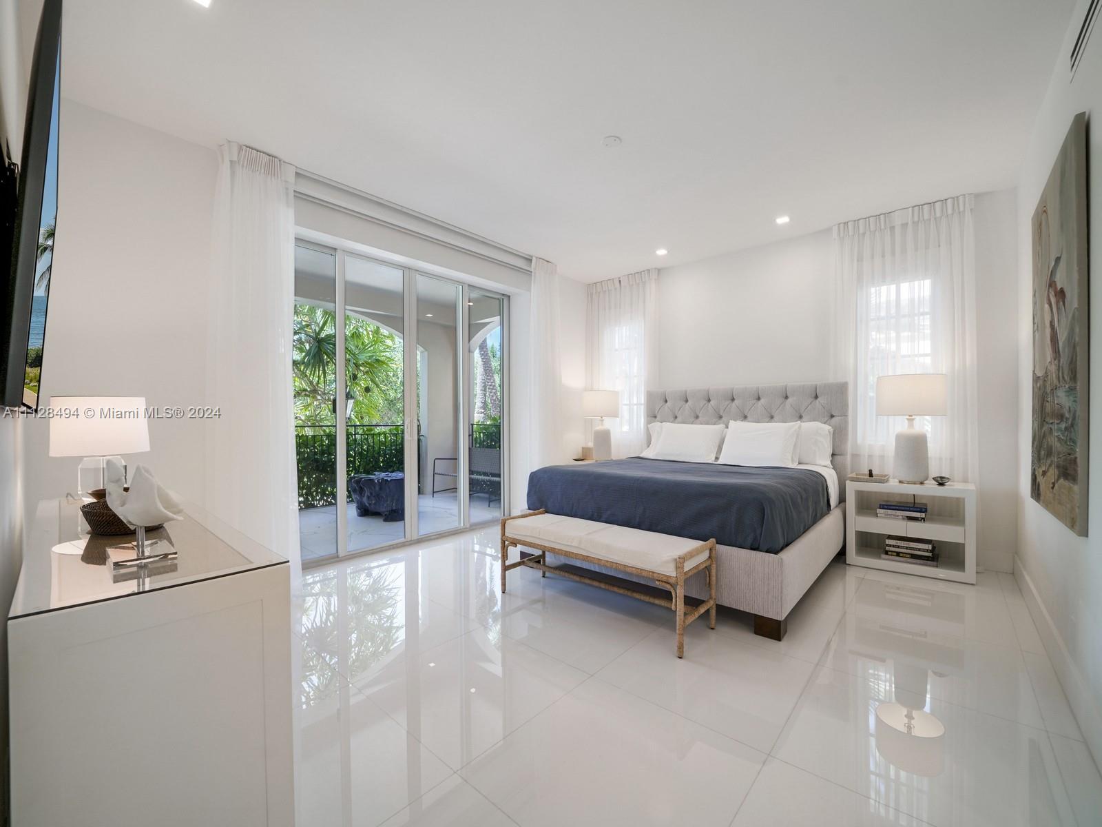 SEASIDE CONDO - Residential Lease