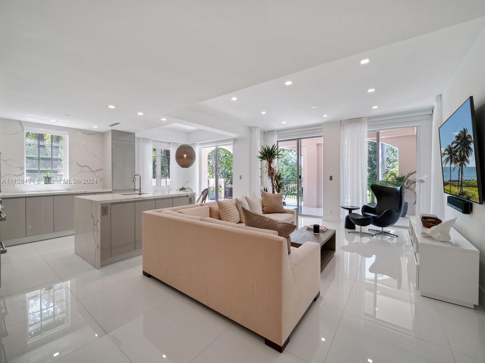 19117 Fisher Island Dr 19117