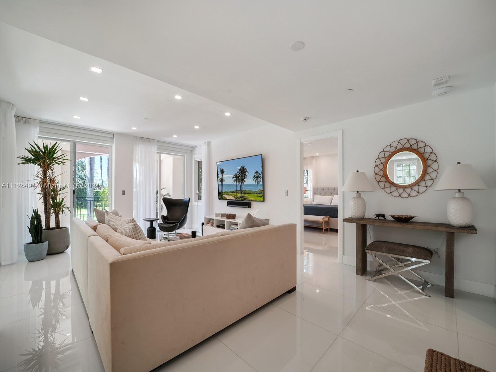 SEASIDE CONDO - Residential Lease