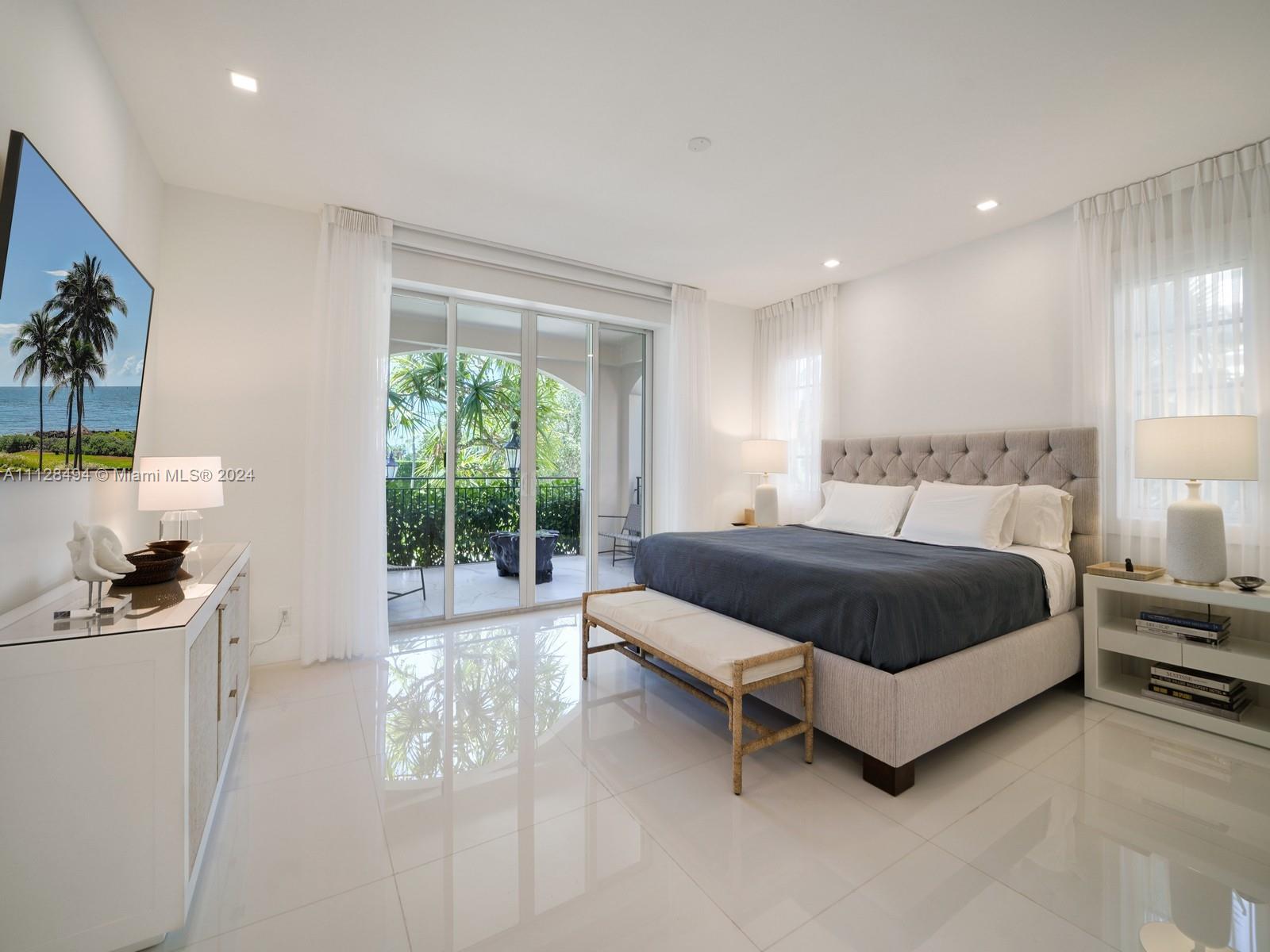 SEASIDE CONDO - Residential Lease