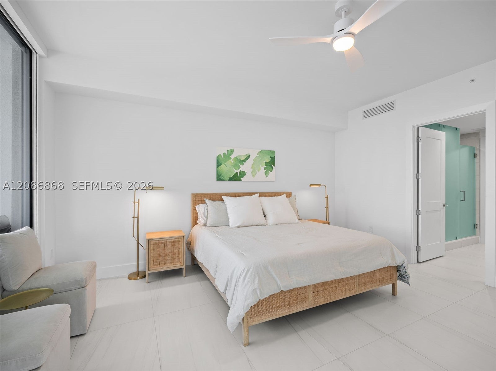 153 N Seabreeze 605-S