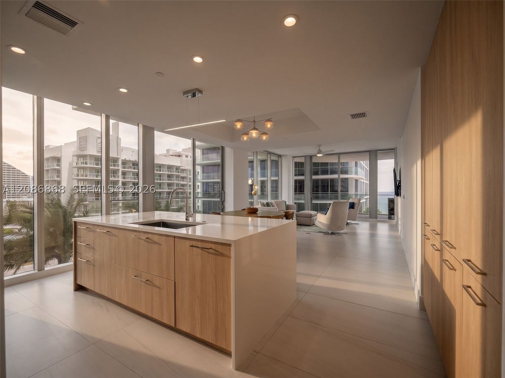 Photo of 153 N Seabreeze Blvd #605-S, Fort Lauderdale, FL 33304 (MLS # A12086868)