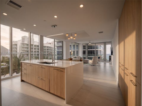Photo of 153 N Seabreeze Blvd #605-S, Fort Lauderdale, FL 33304 (MLS # A12086868)