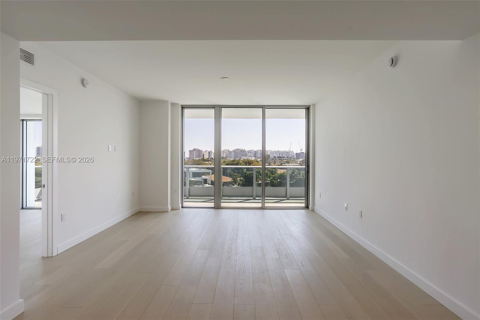 LA BAIA CONDOMINIUM - Residential