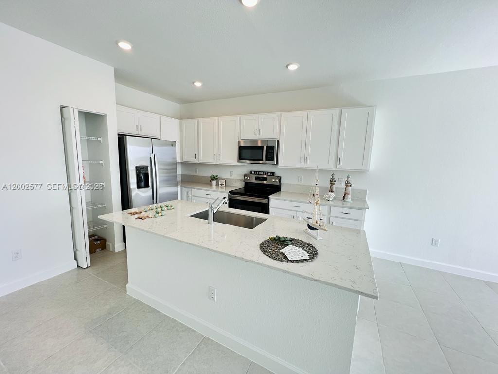 VERANDA PLAT NO. 9 - Residential Lease