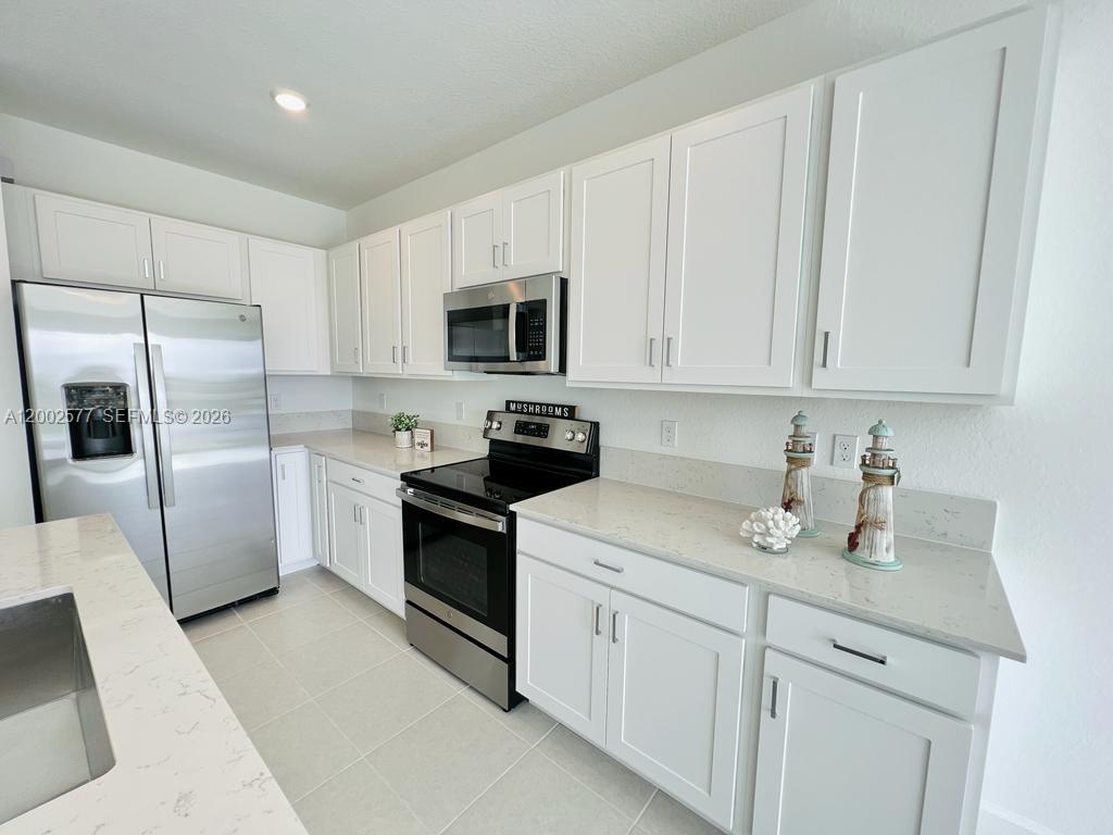 VERANDA PLAT NO. 9 - Residential Lease