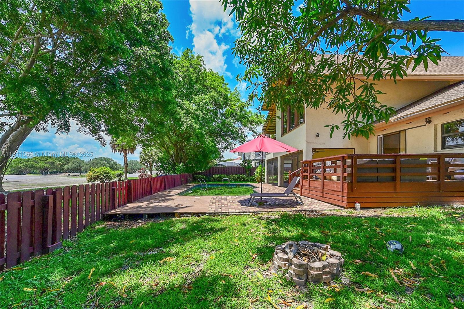 JACARANDA AREA 9 - Residential