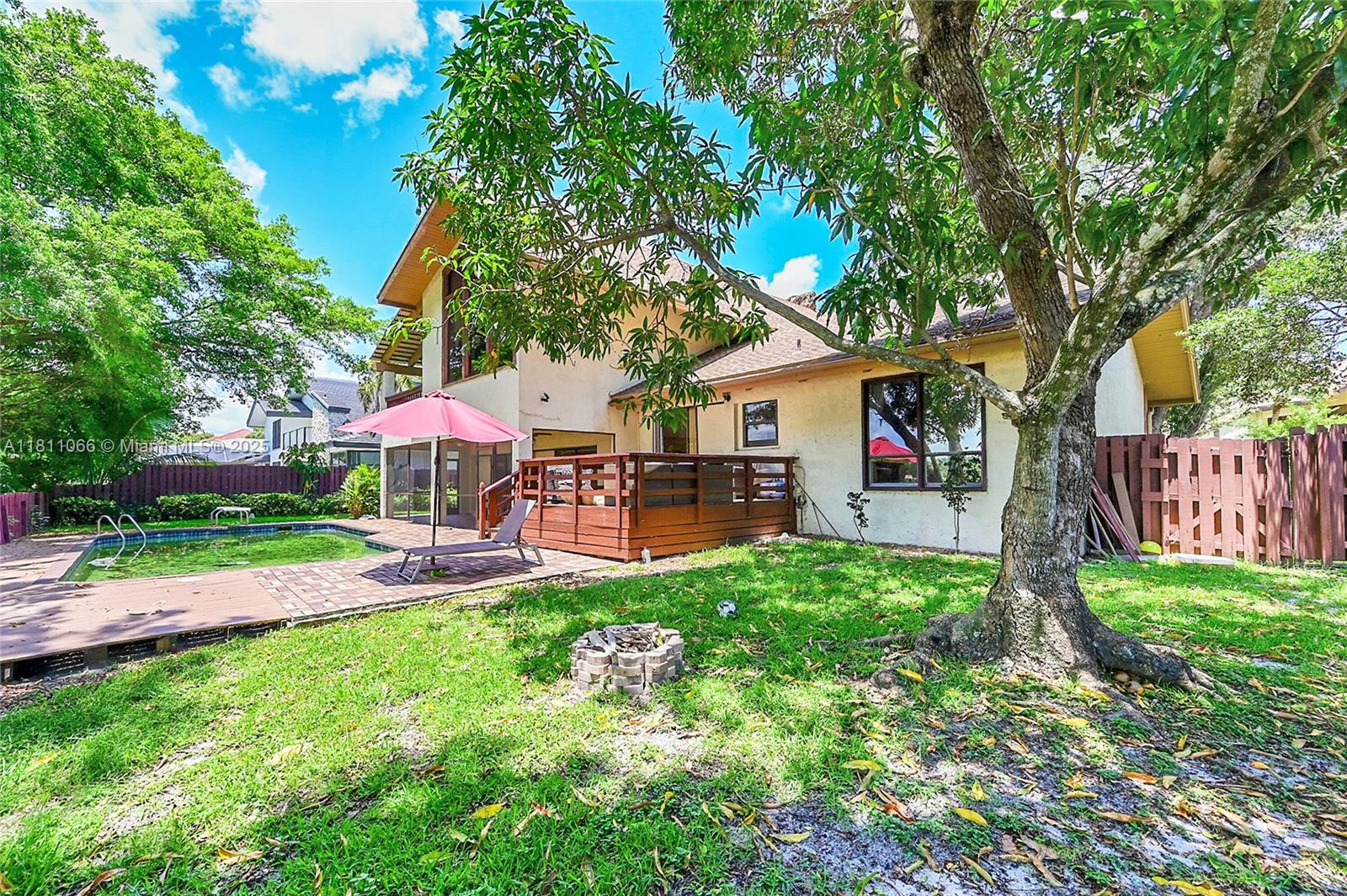 JACARANDA AREA 9 - Residential