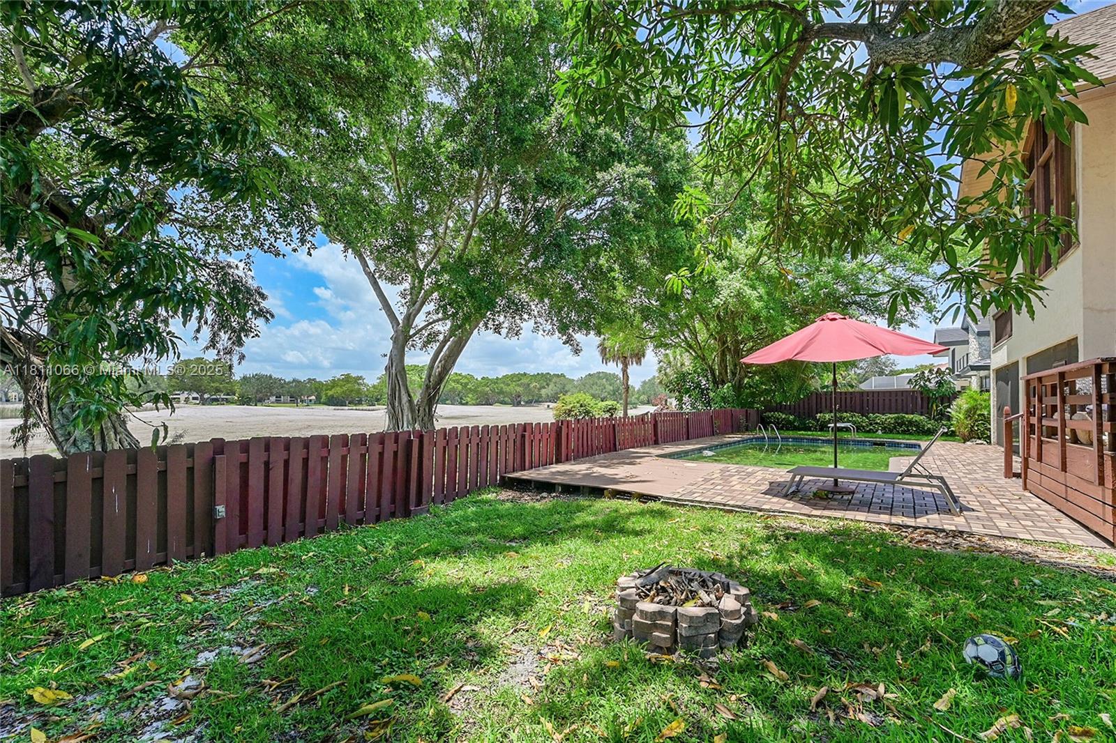 JACARANDA AREA 9 - Residential