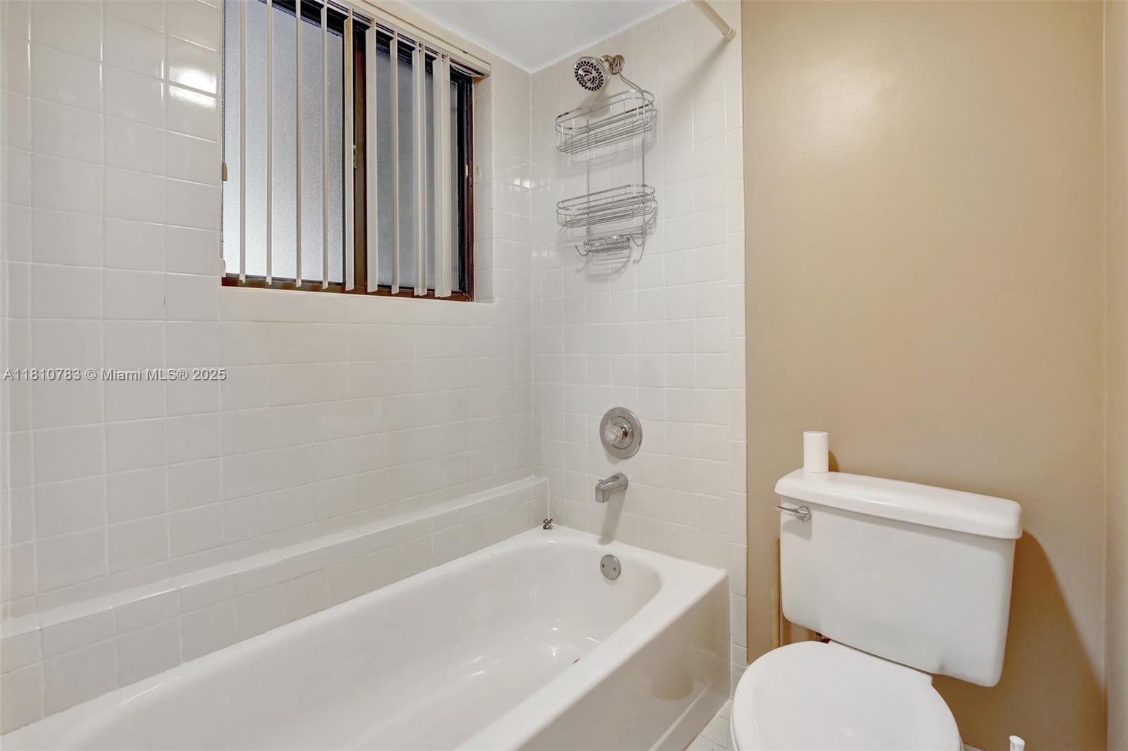 CELEBRATION POINT CONDO #5 - Residential