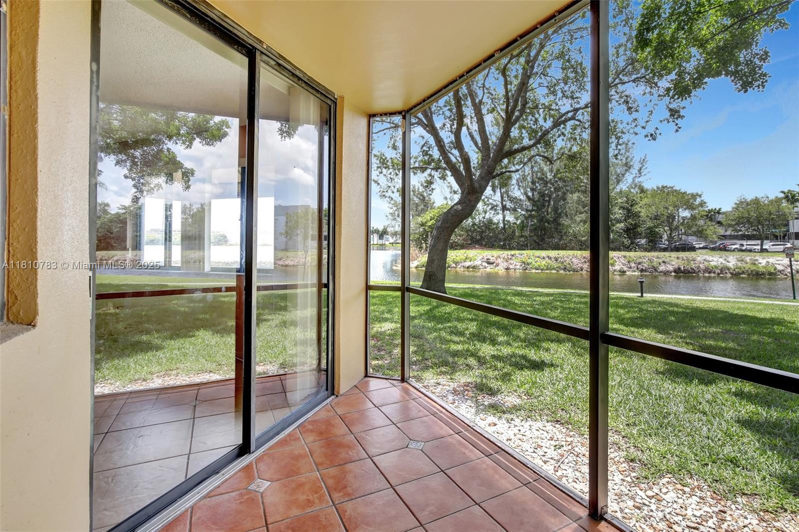 CELEBRATION POINT CONDO #5 - Residential