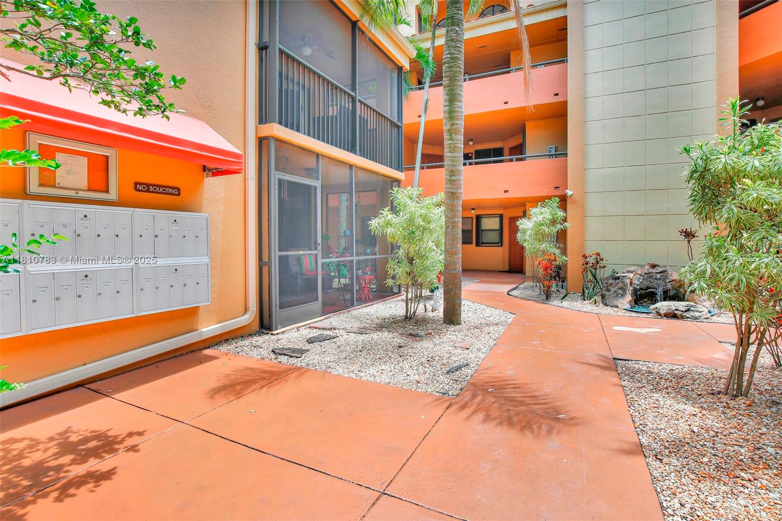 15535 N Miami Lakeway N 106