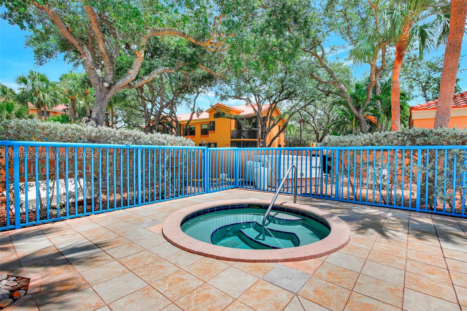 CELEBRATION POINT CONDO #5 - Residential