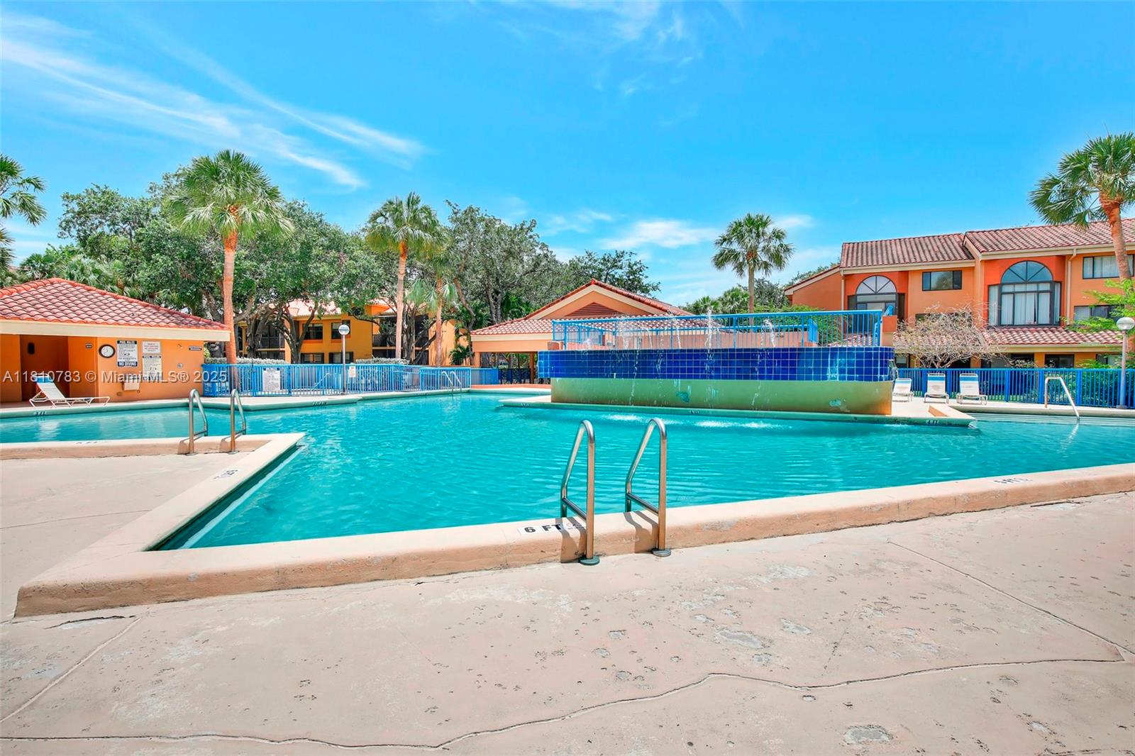 CELEBRATION POINT CONDO #5 - Residential