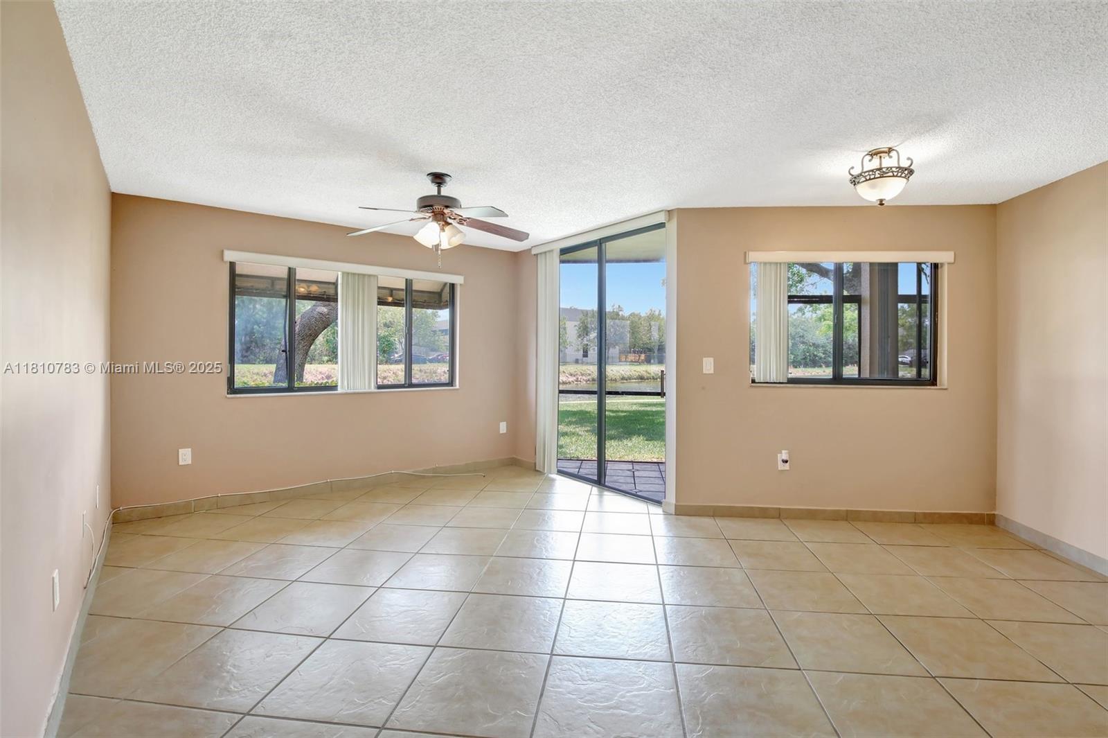 CELEBRATION POINT CONDO #5 - Residential