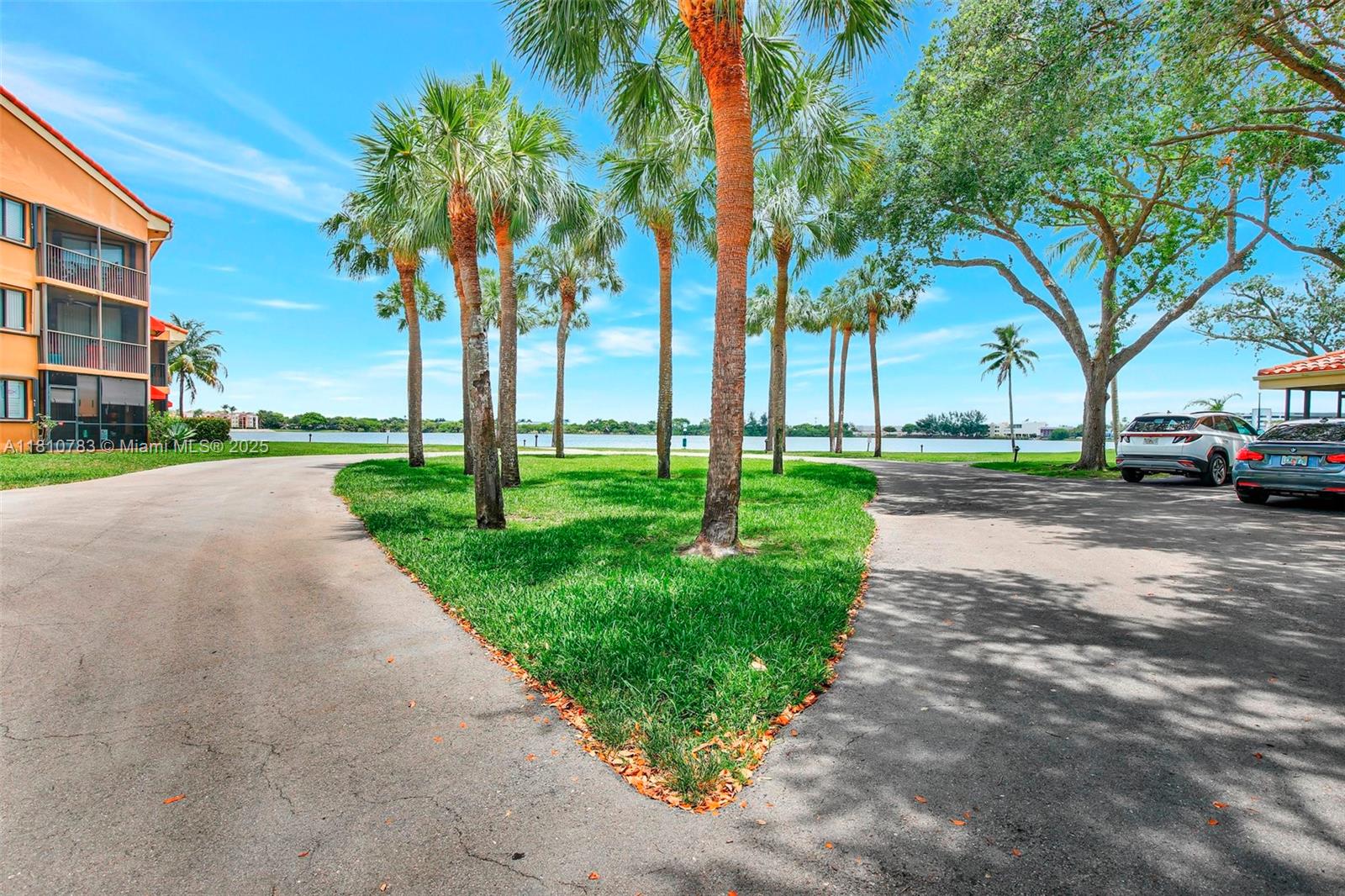 CELEBRATION POINT CONDO #5 - Residential