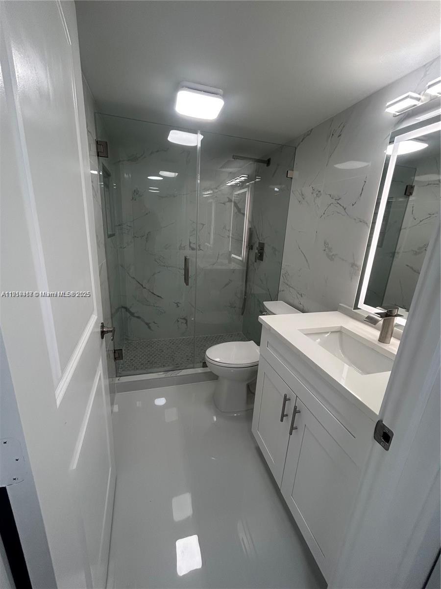 HUNTINGTON LAKES SEC TWO - Residential