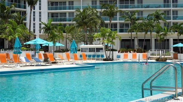 ARLEN HOUSE EAST CONDO - Residential