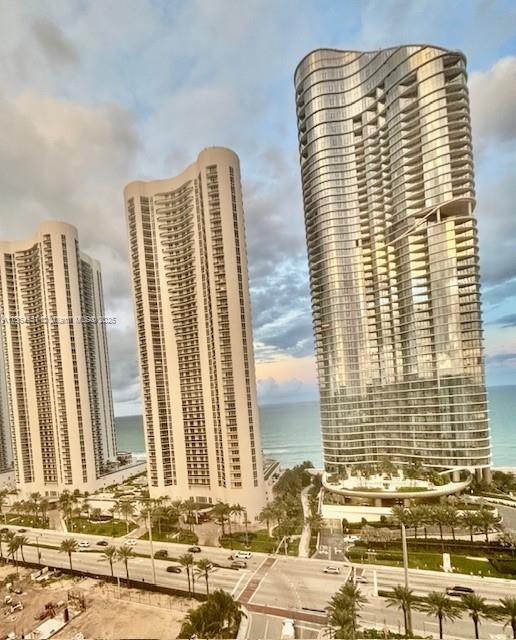 ARLEN HOUSE EAST CONDO - Residential