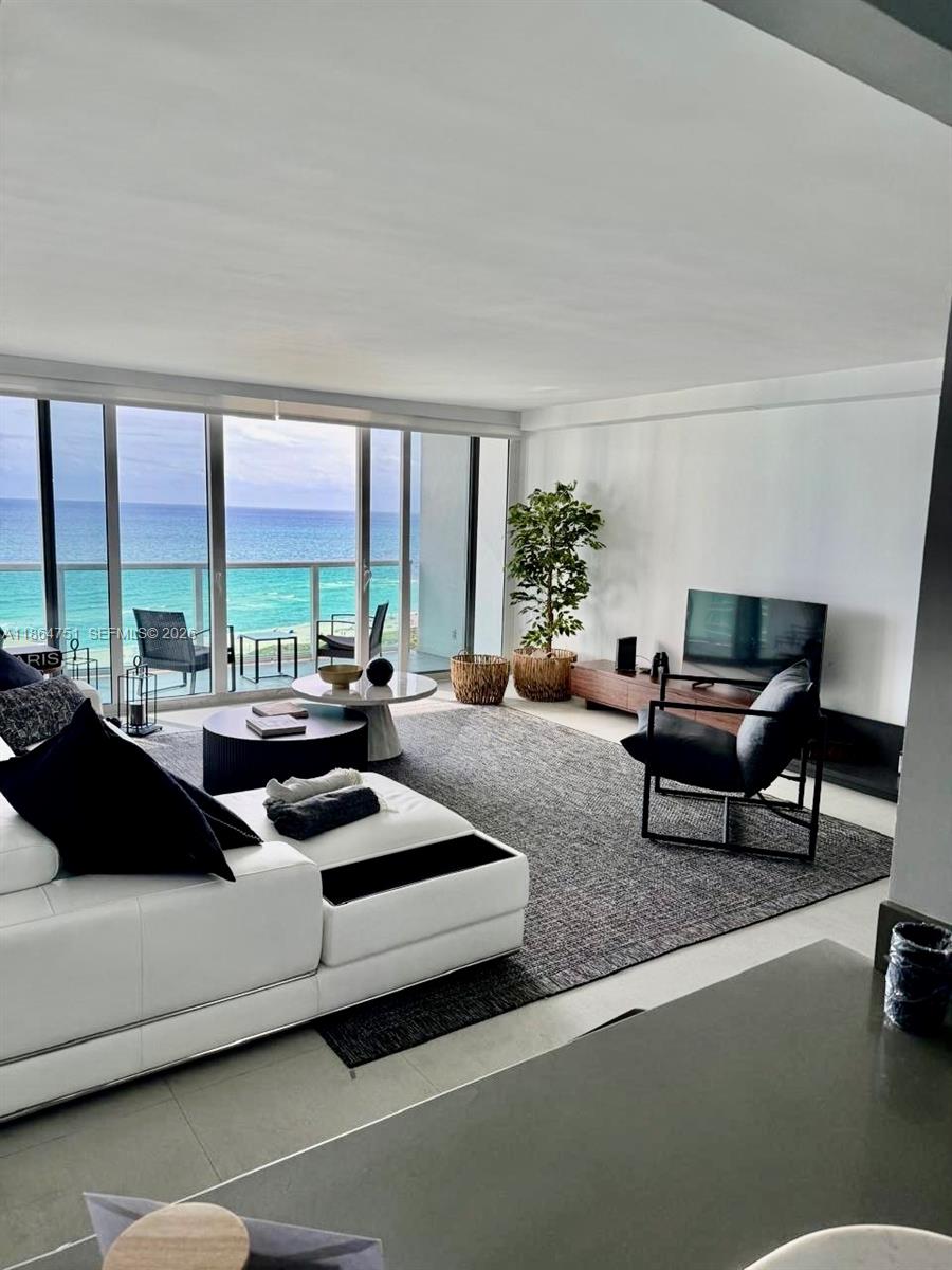 ARLEN HOUSE EAST CONDO - Residential