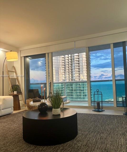 ARLEN HOUSE EAST CONDO - Residential