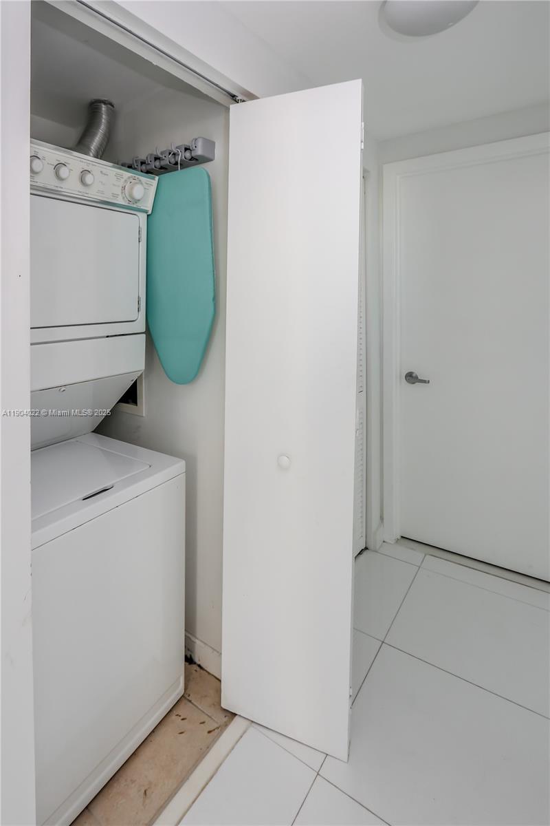 One Miami West - Residential