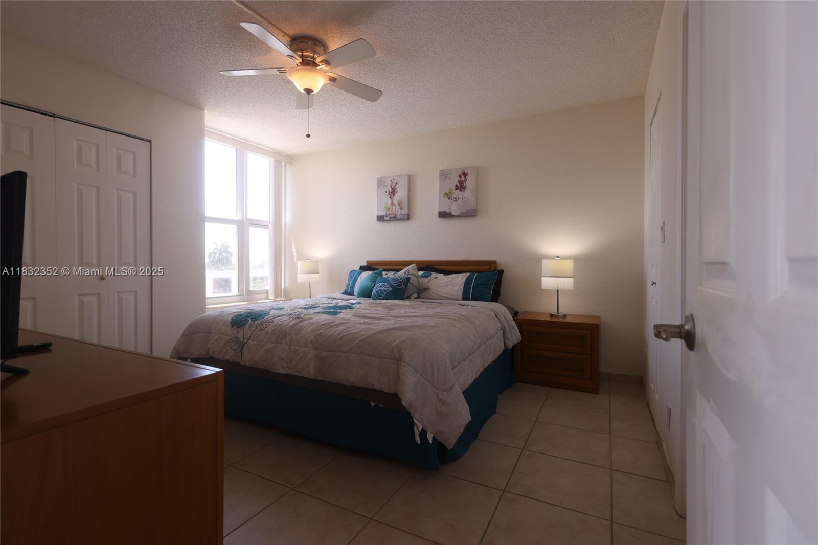 DELPHI TOWERS CONDO - Residential Lease