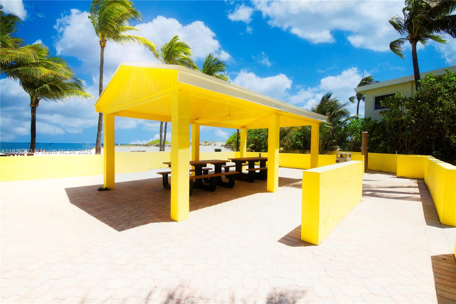 DELPHI TOWERS CONDO - Residential Lease