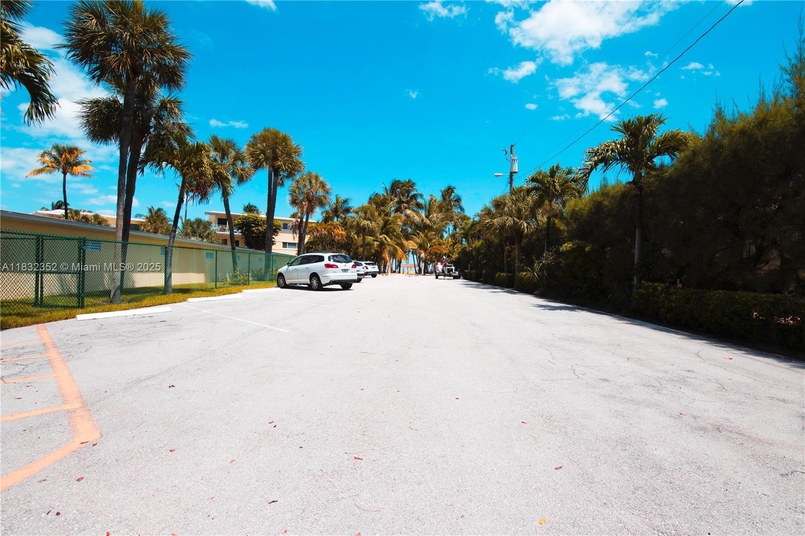 DELPHI TOWERS CONDO - Residential Lease