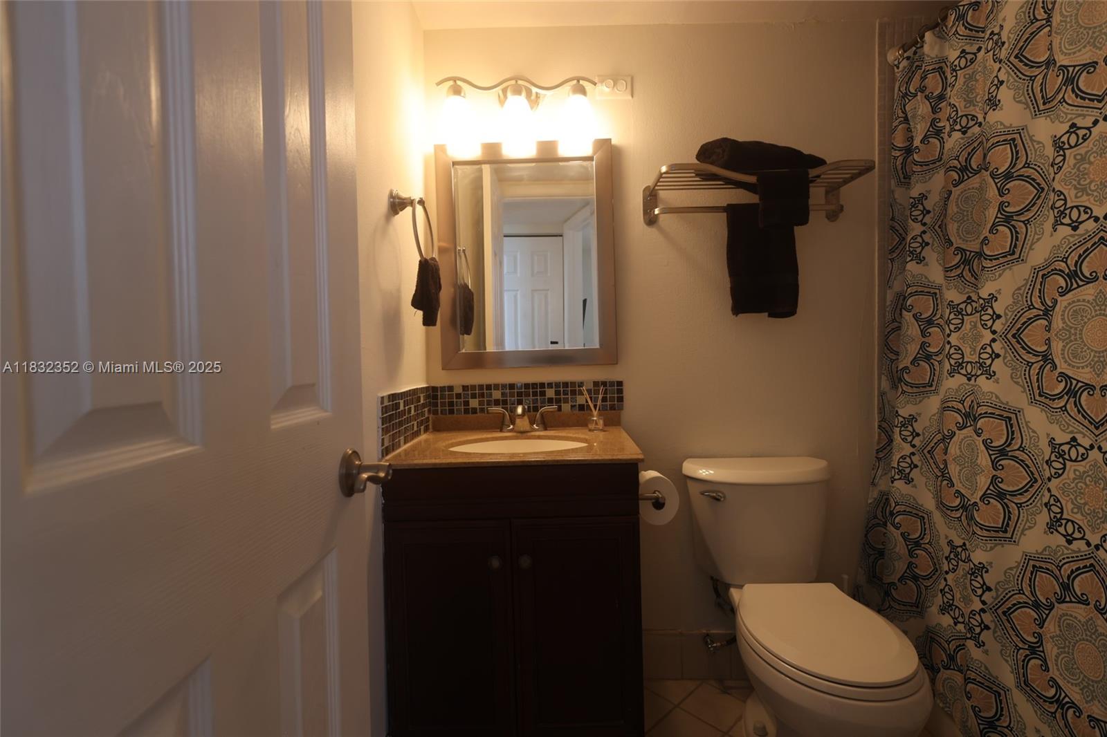 DELPHI TOWERS CONDO - Residential Lease