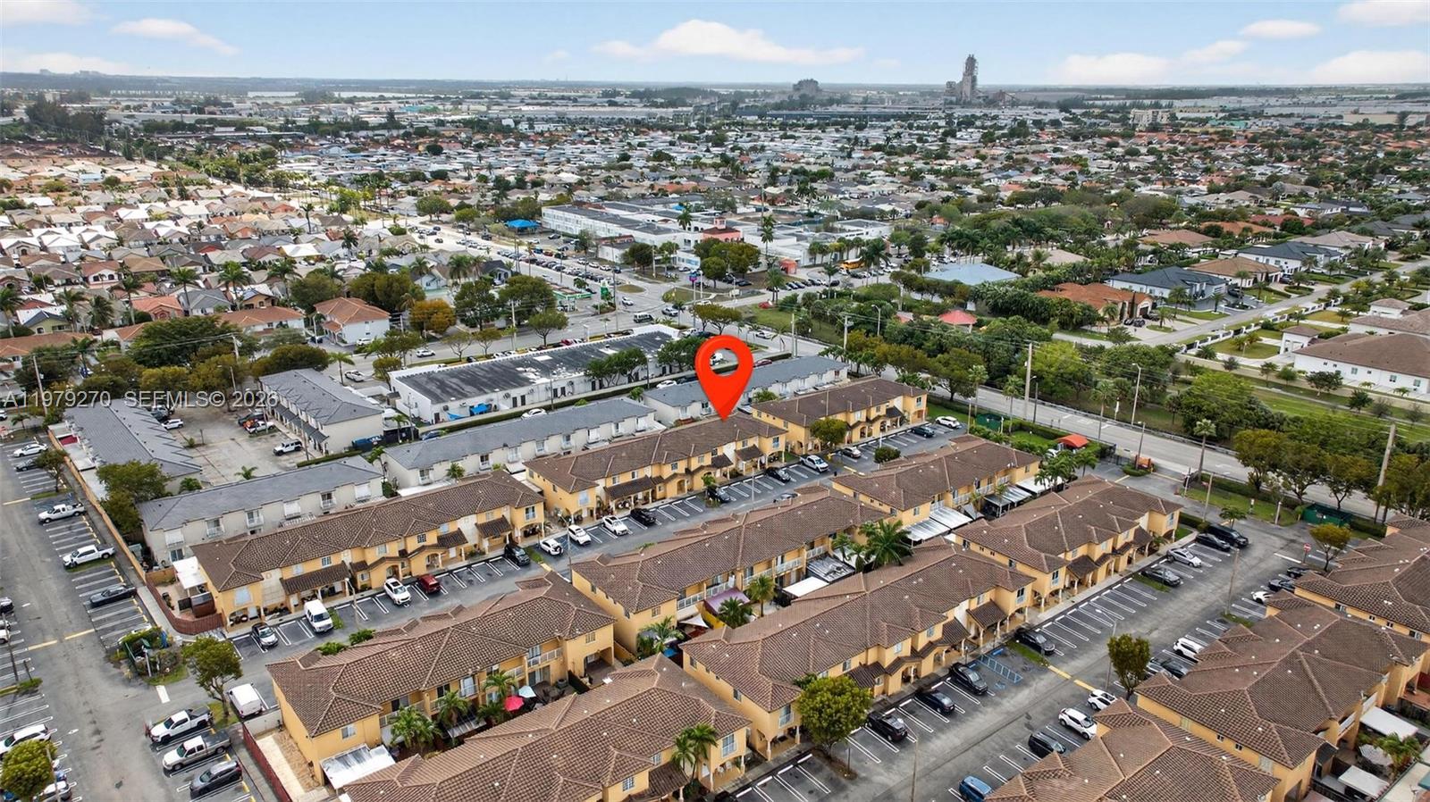 VILLAS CANARIAS CONDO - Residential