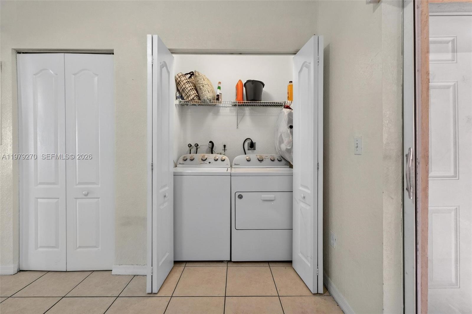 VILLAS CANARIAS CONDO - Residential