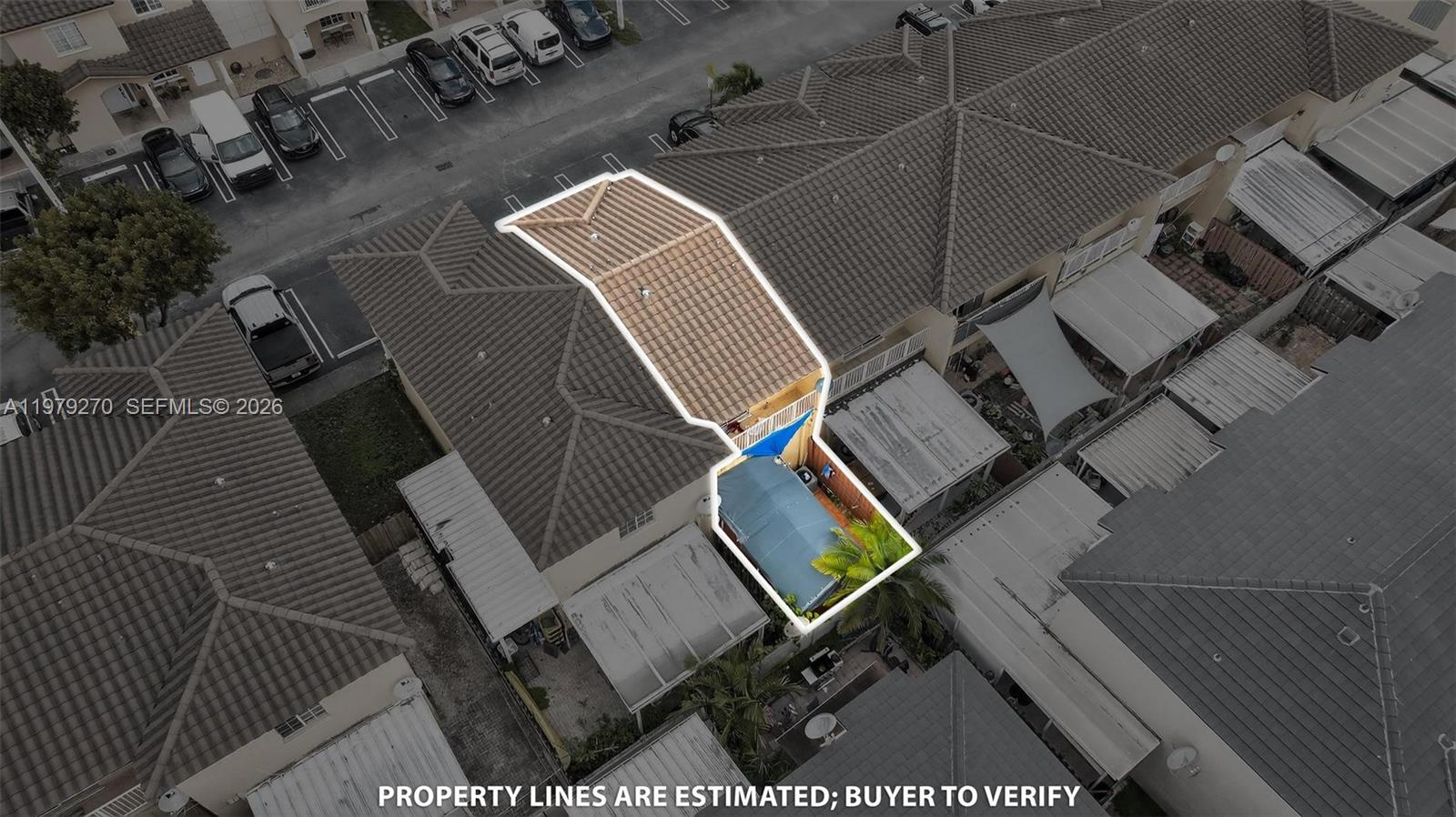 VILLAS CANARIAS CONDO - Residential