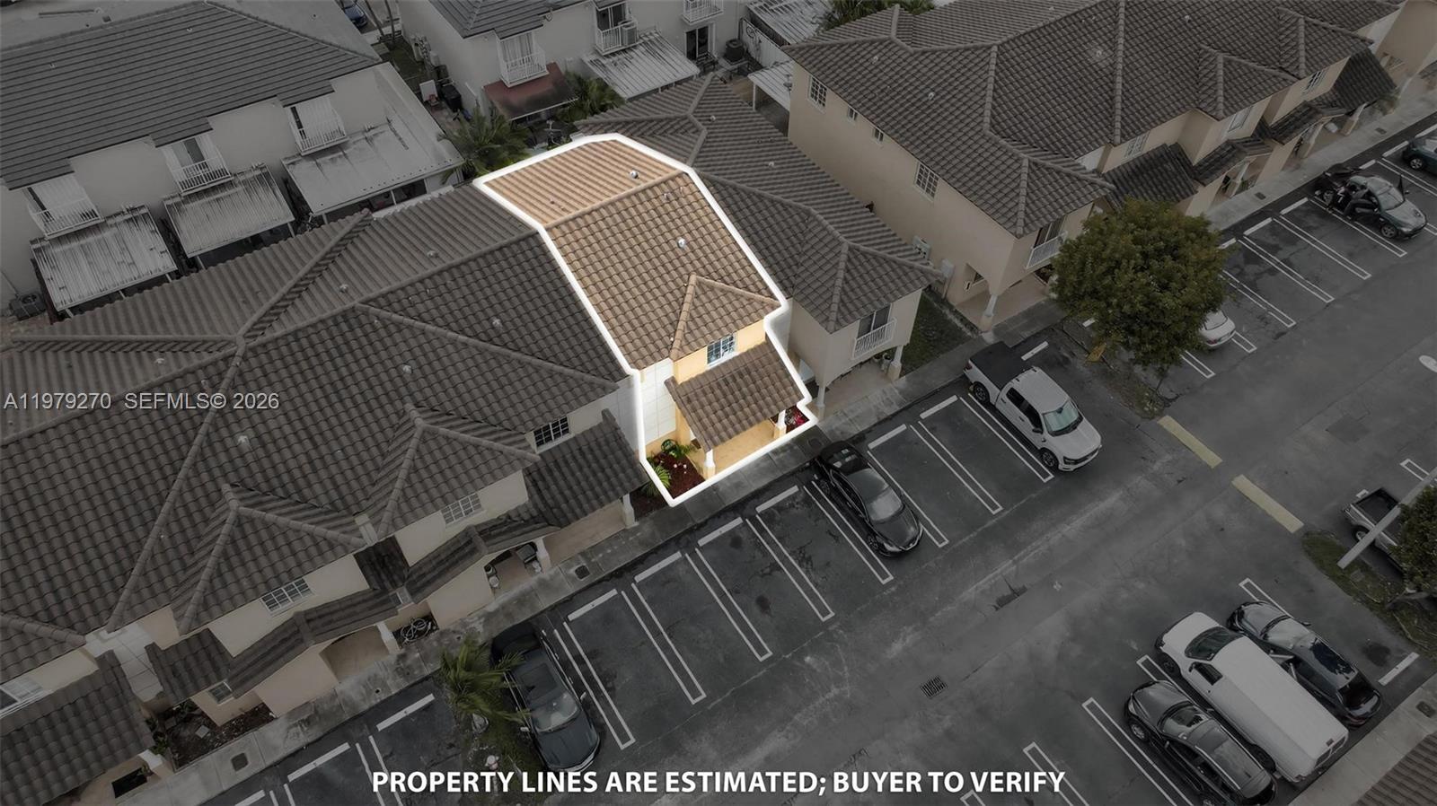 VILLAS CANARIAS CONDO - Residential