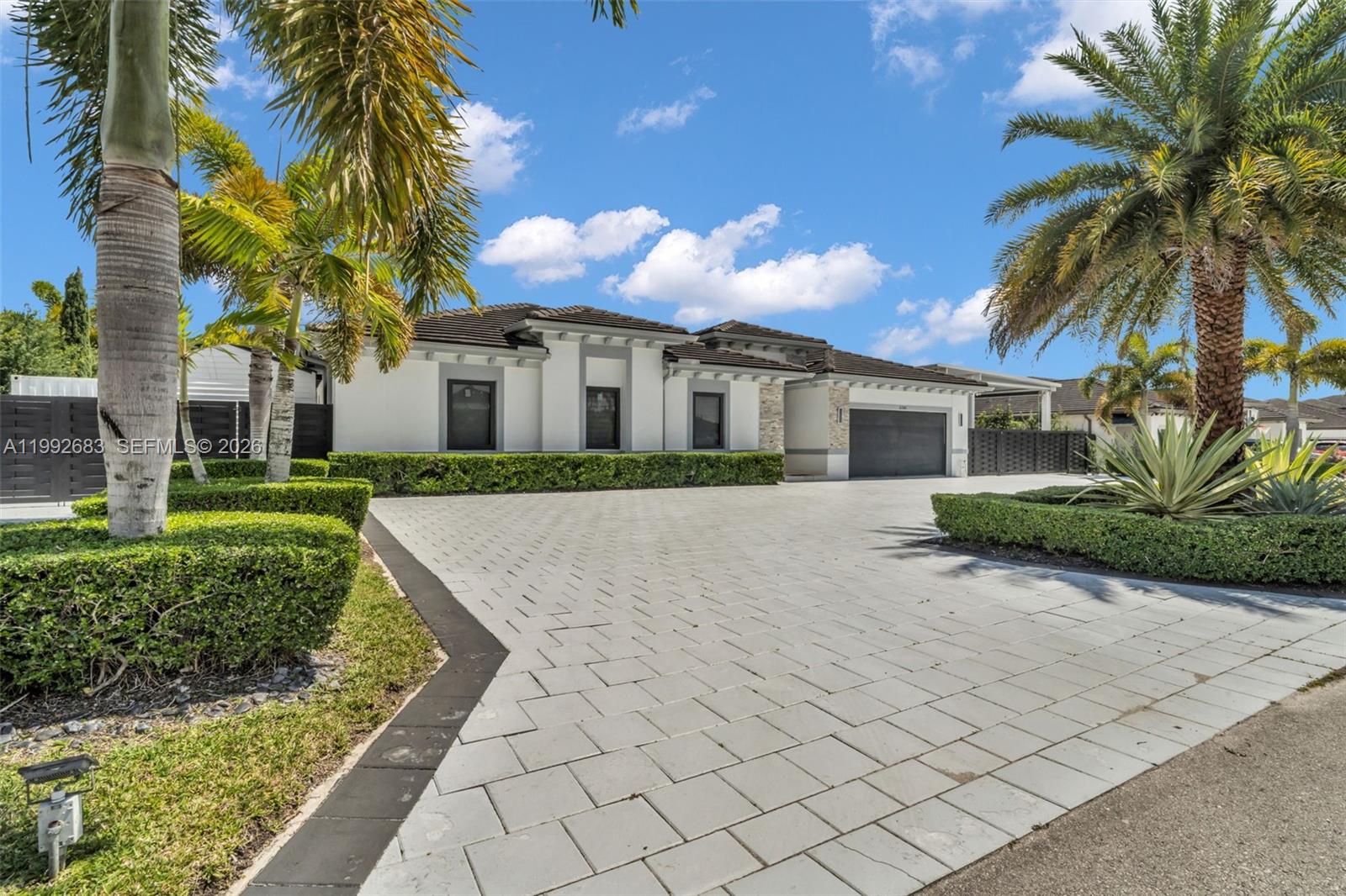 BONITA GRAND ESTATES SOUT - Residential