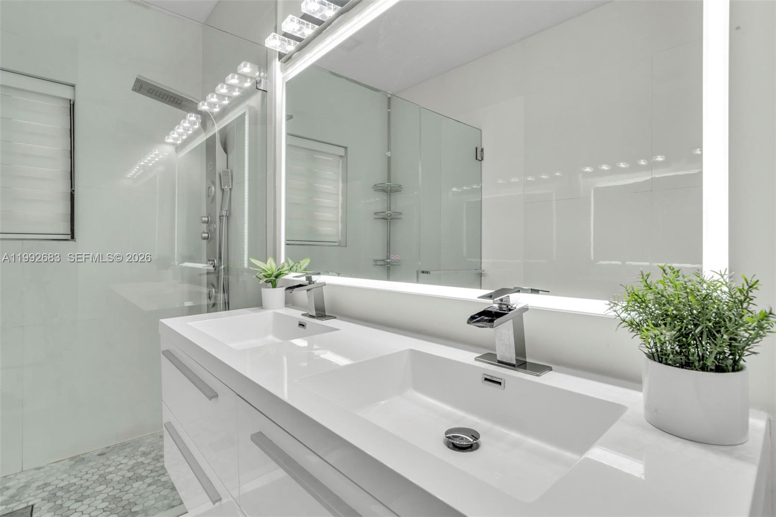 BONITA GRAND ESTATES SOUT - Residential