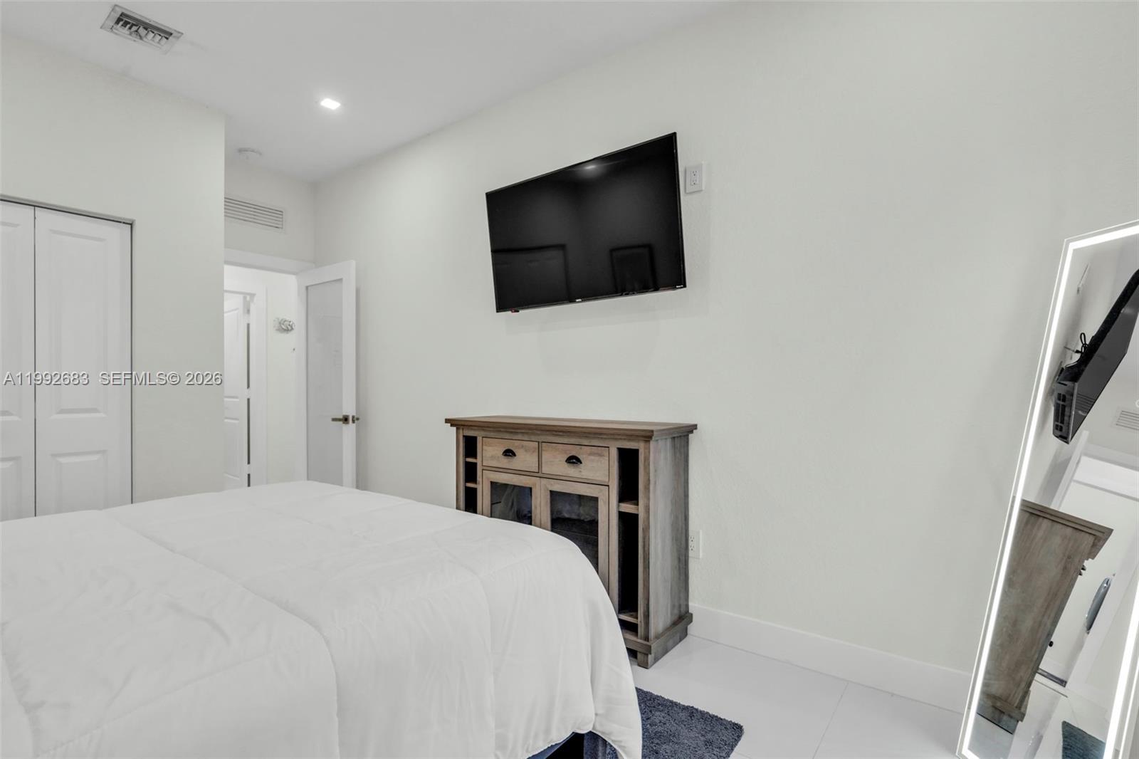 BONITA GRAND ESTATES SOUT - Residential