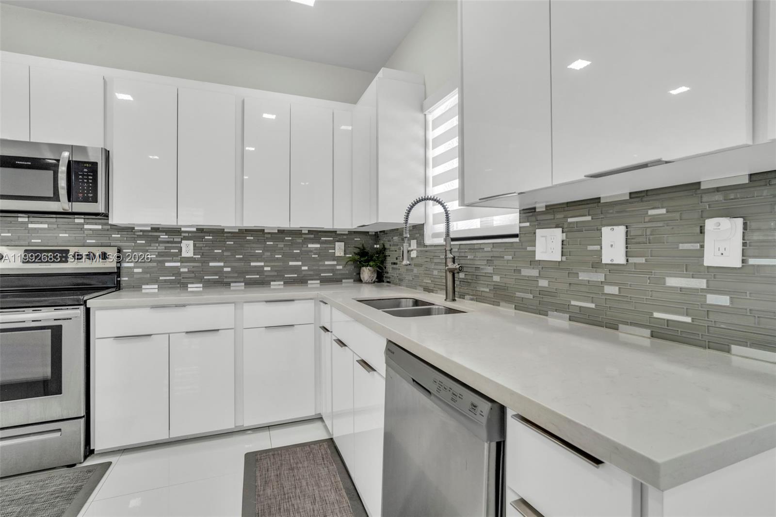 BONITA GRAND ESTATES SOUT - Residential