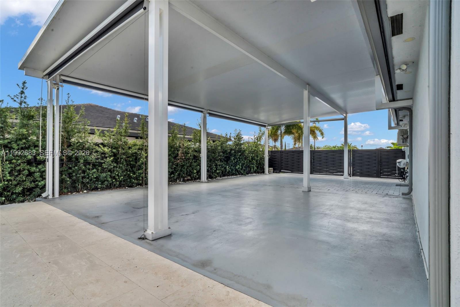 BONITA GRAND ESTATES SOUT - Residential