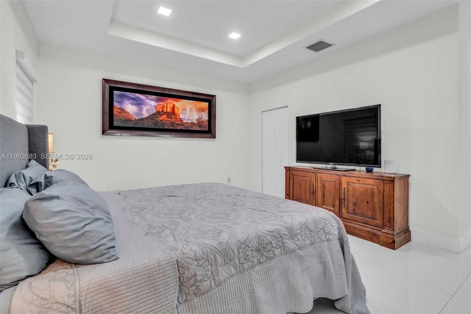 BONITA GRAND ESTATES SOUT - Residential