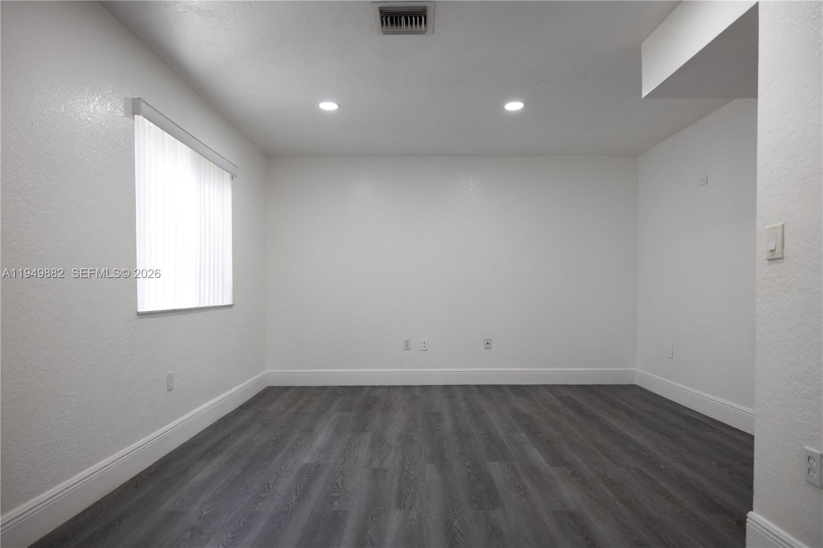 VISTA ALEGRE TOWNHOMES VI - Residential