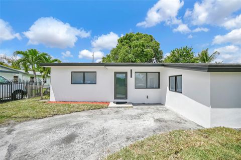 Photo of 18530 NW 42nd Ave, Miami Gardens, FL 33055 (MLS # A12008228)