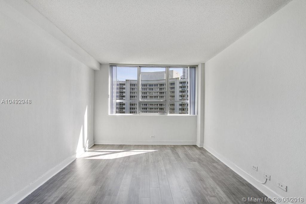 Flamingo South Beach - Residential Lease