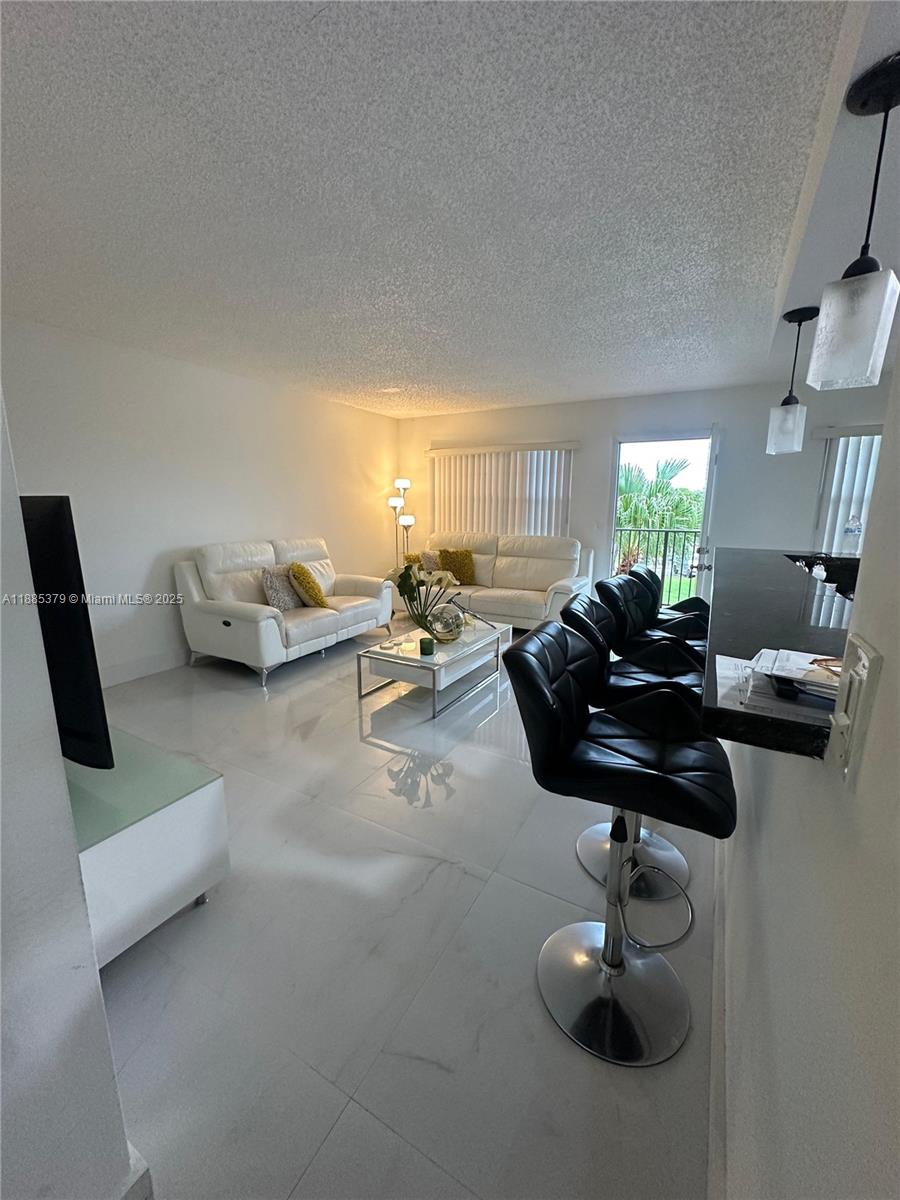 KINGSLEY AT CENTURY VILLA - Residential Lease